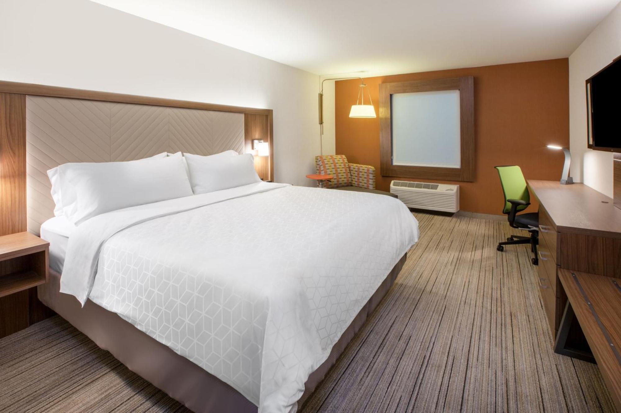 Holiday Inn Express Hotel & Suites Lake Elsinore By Ihg Exterior foto